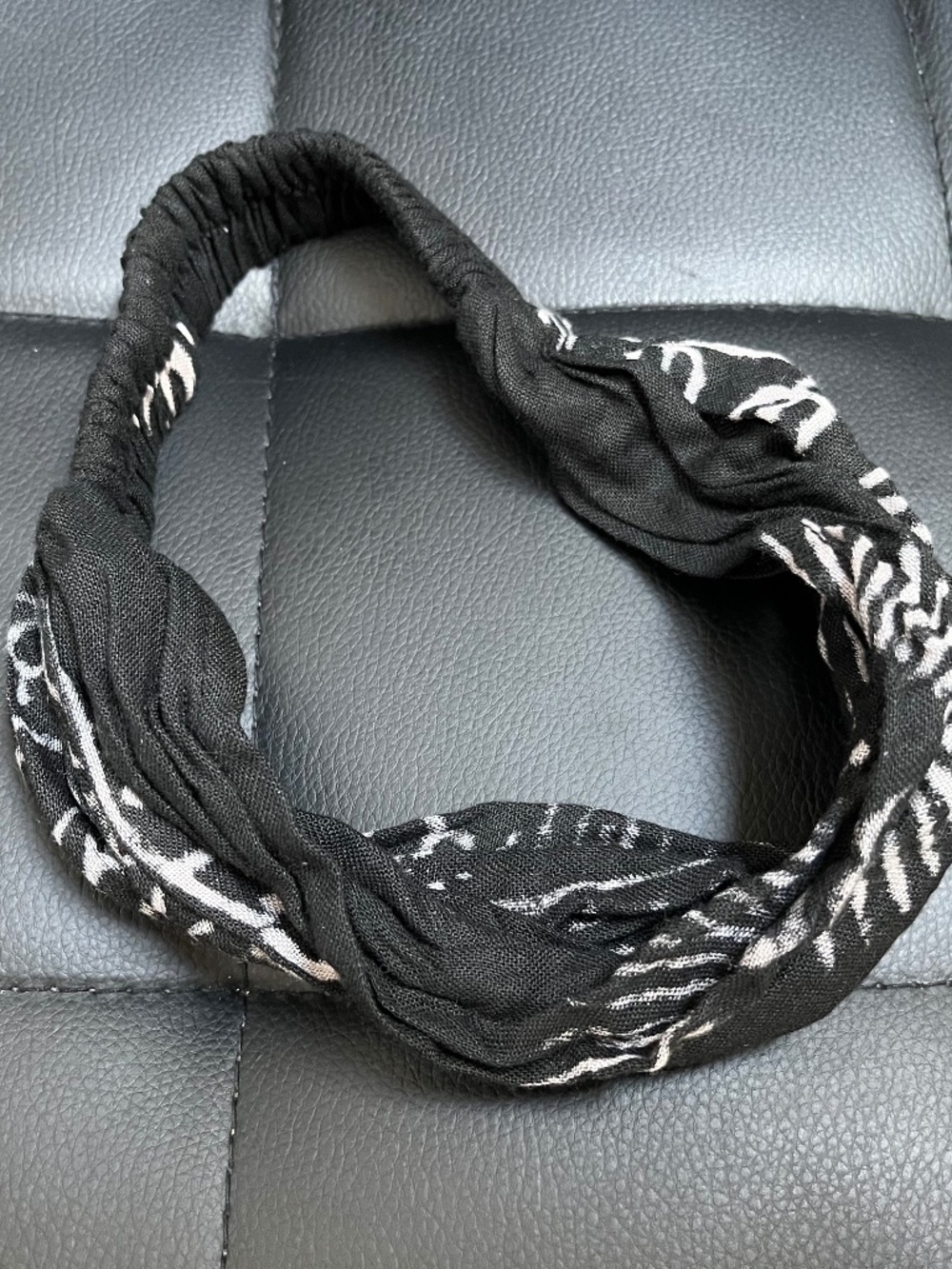 Black & White Cloth Headband